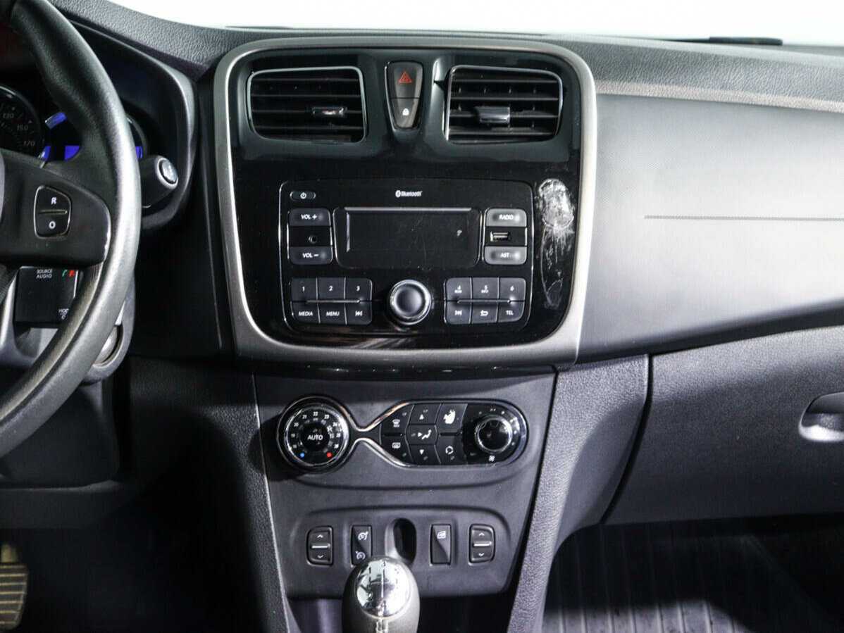 Купить Renault Sandero, 2018, 92 750 км.. Фото: #10