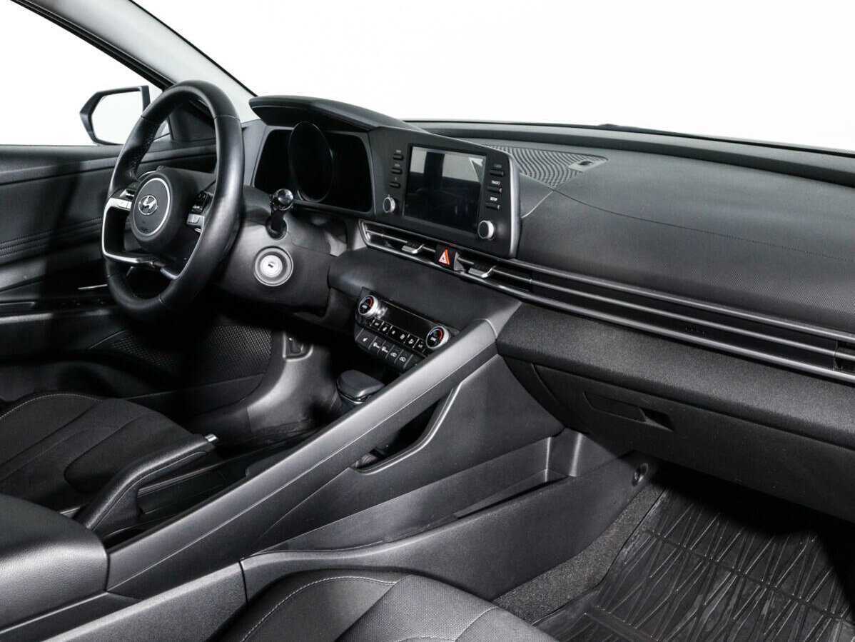 Купить Hyundai Elantra, 2021, 38 166 км.. Фото: #8