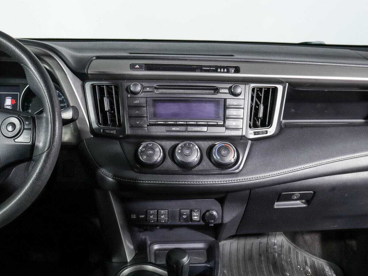 Купить Toyota RAV4, 2016, 136 900 км.. Фото: #12