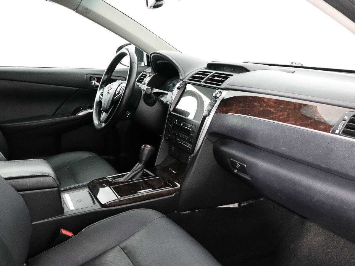 Купить Toyota Camry, 2017, 117 265 км.. Фото: #8
