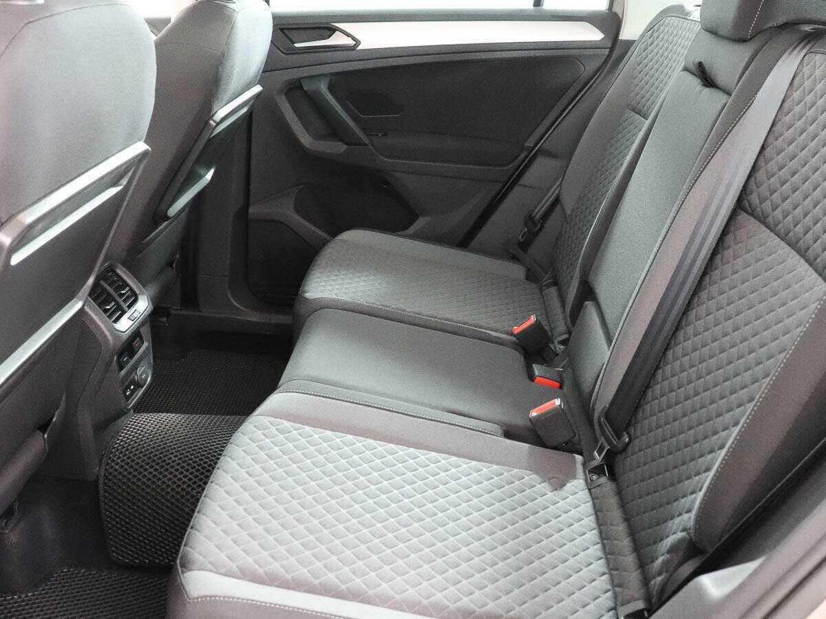 Купить Volkswagen Tiguan, 2018, 73 850 км.. Фото: #7