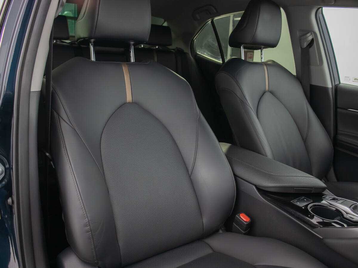 Купить Toyota Camry, 2018, 59 622 км.. Фото: #9