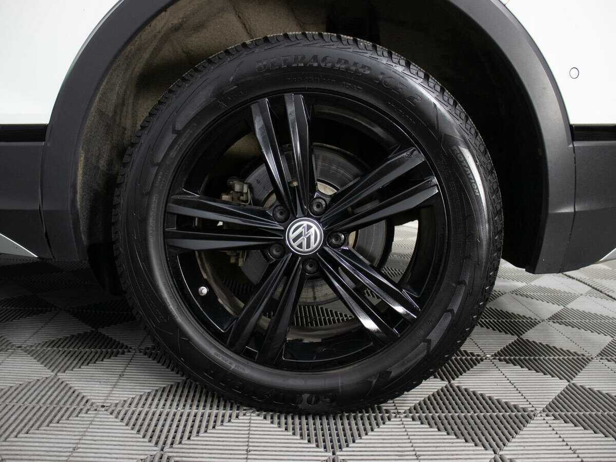Купить Volkswagen Tiguan, 2019, 124 474 км.. Фото: #17