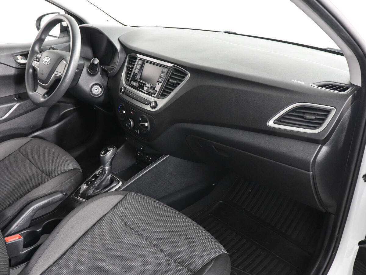 Купить Hyundai Solaris, 2017, 111 194 км.. Фото: #9