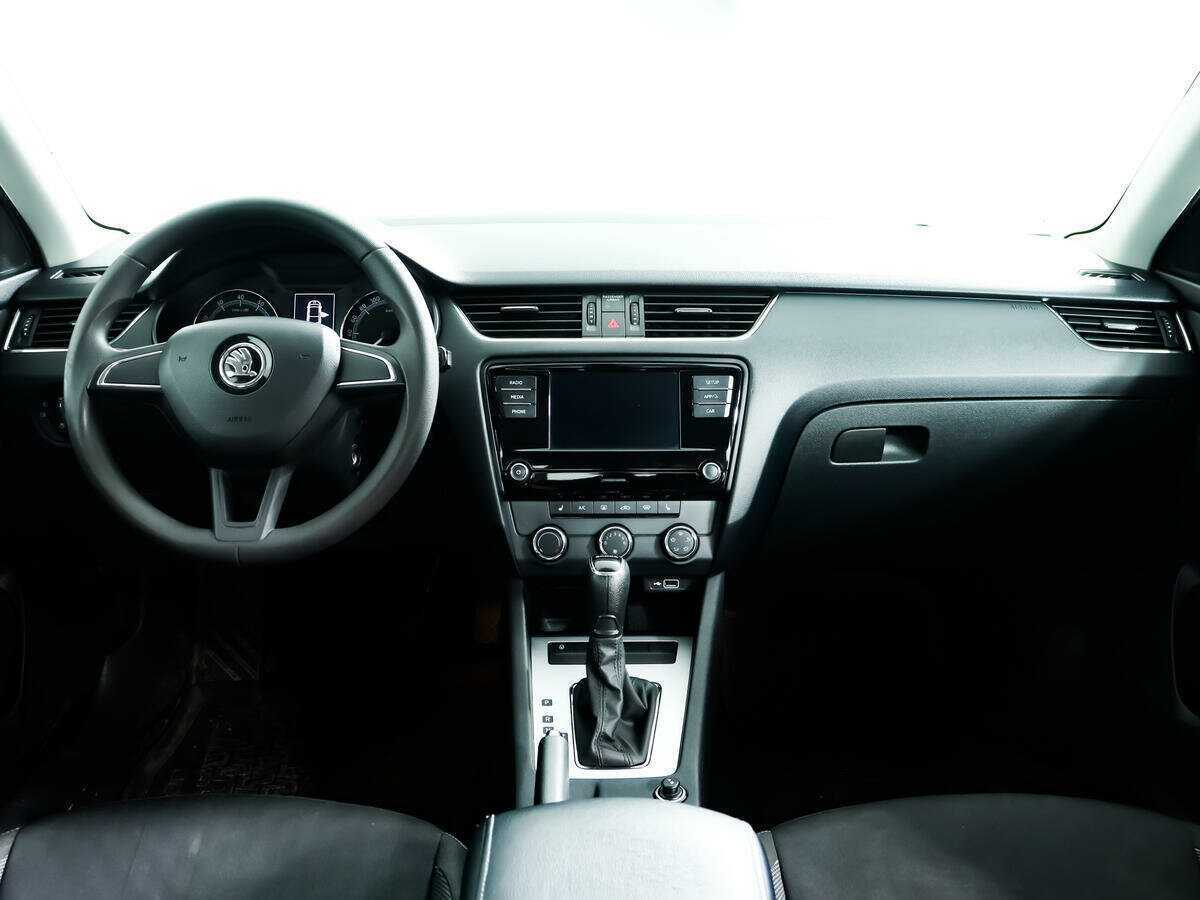 Купить Skoda Octavia, 2018, 122 335 км.. Фото: #10