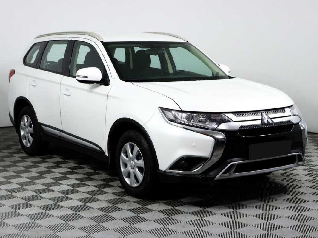 Купить Mitsubishi Outlander, 2021, 63 800 км.. Фото: #2