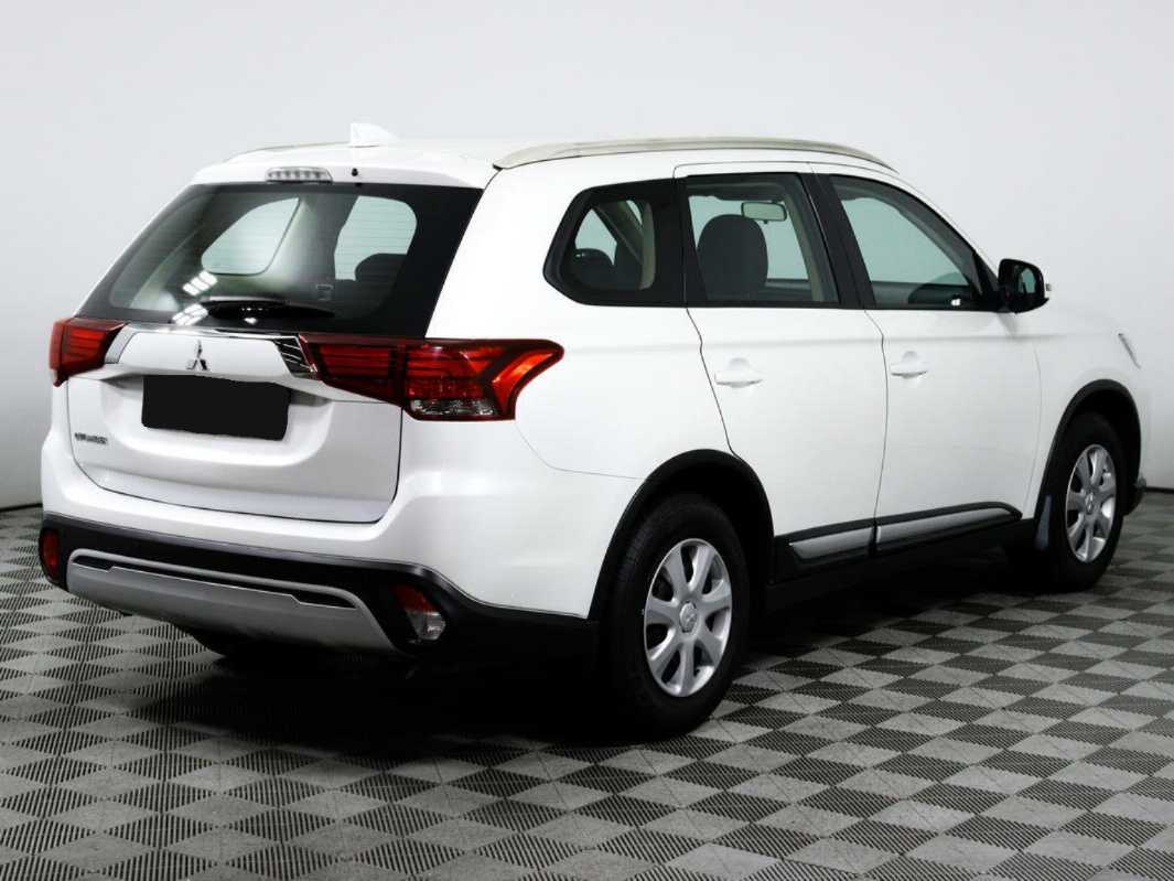 Купить Mitsubishi Outlander, 2021, 63 800 км.. Фото: #3
