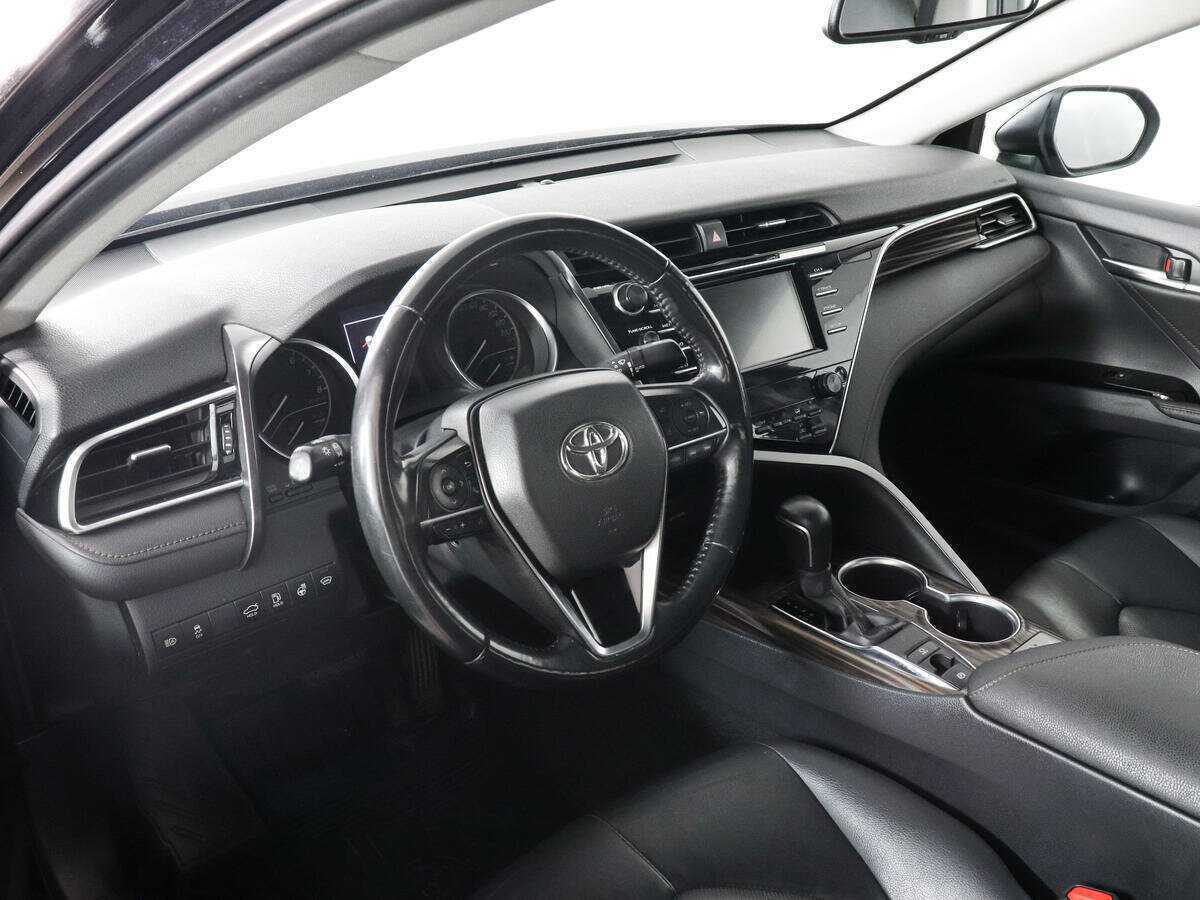Купить Toyota Camry, 2019, 154 818 км.. Фото: #8