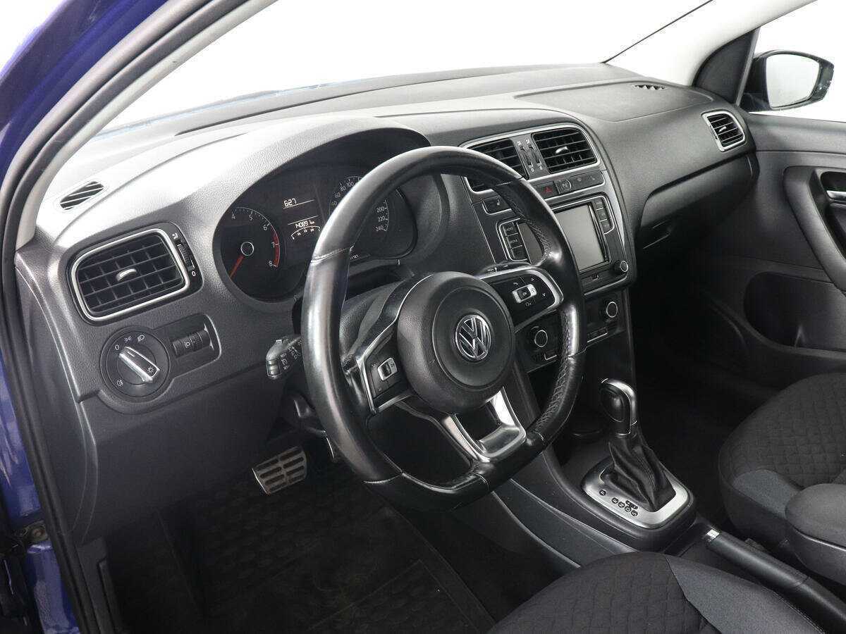 Купить Volkswagen Polo, 2018, 140 891 км.. Фото: #8