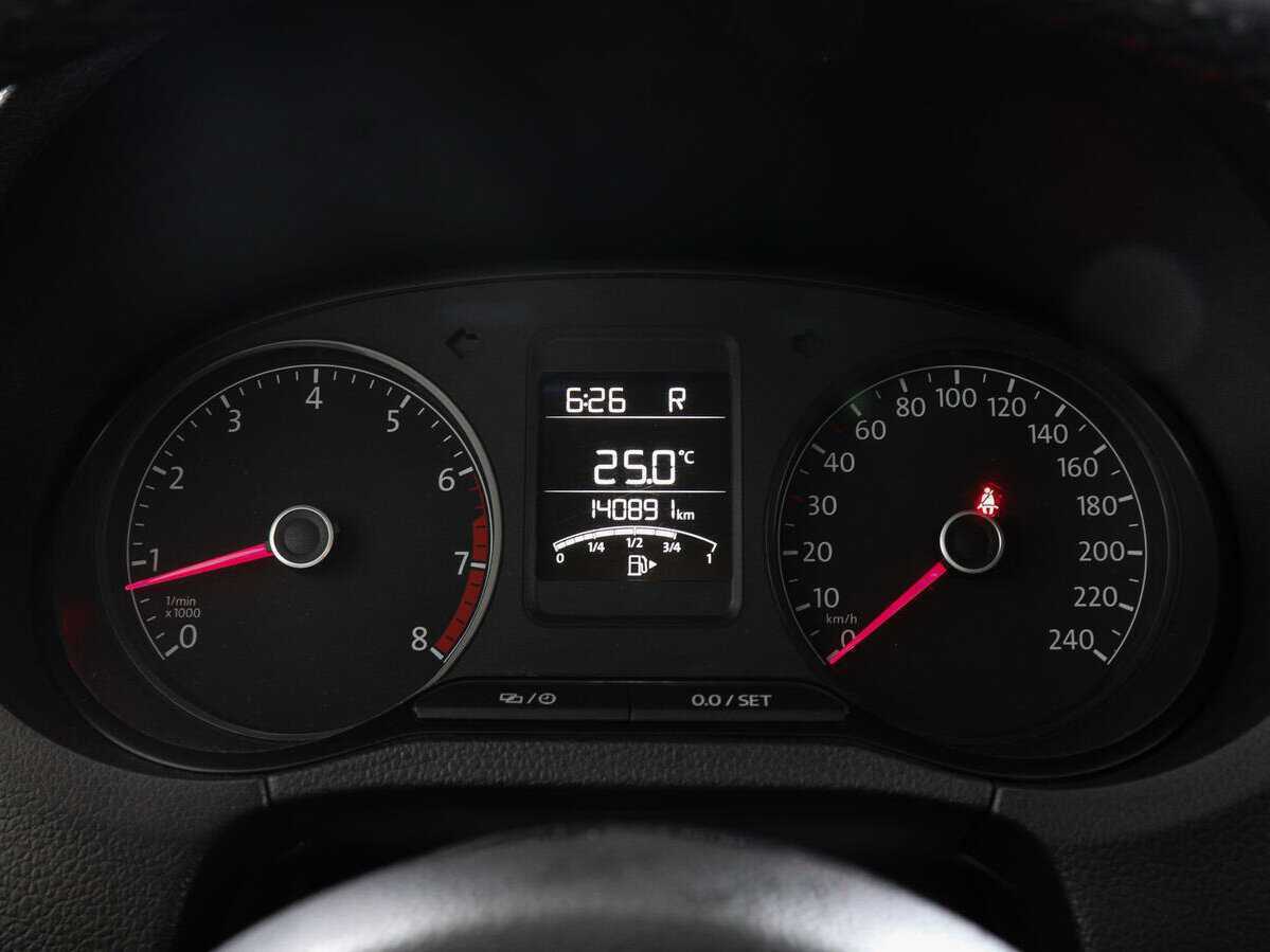 Купить Volkswagen Polo, 2018, 140 891 км.. Фото: #10