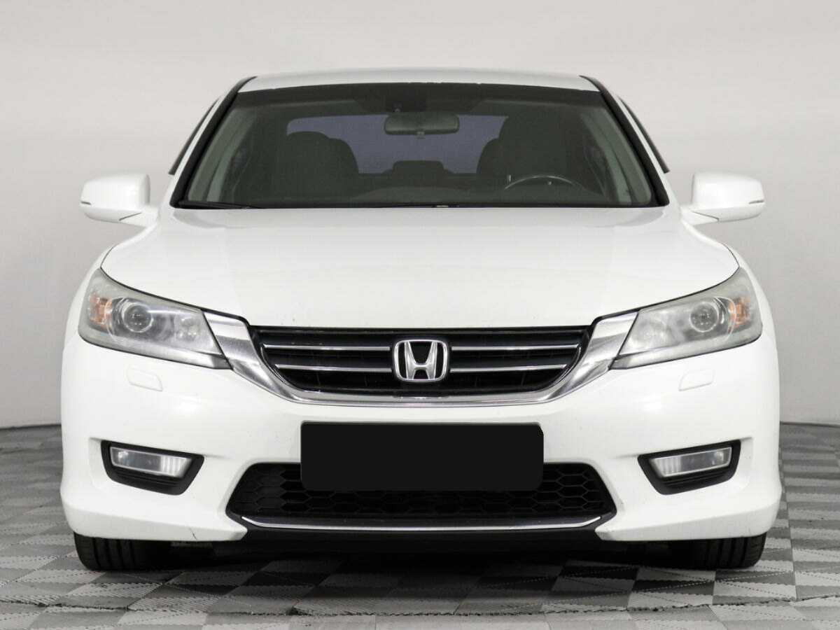 Купить Honda Accord, 2013, 150 762 км.. Фото: #1