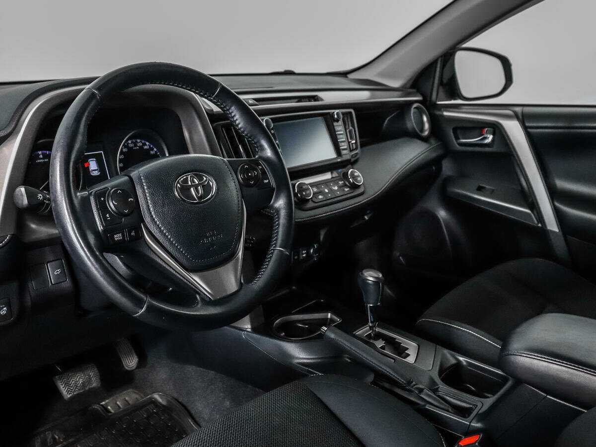 Купить Toyota RAV4, 2017, 134 653 км.. Фото: #8