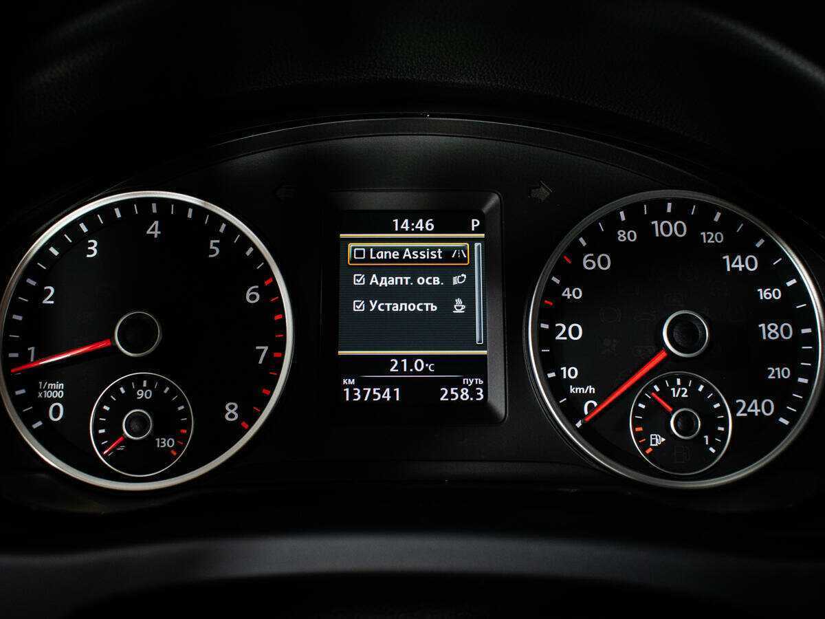 Купить Volkswagen Tiguan, 2013, 137 530 км.. Фото: #10