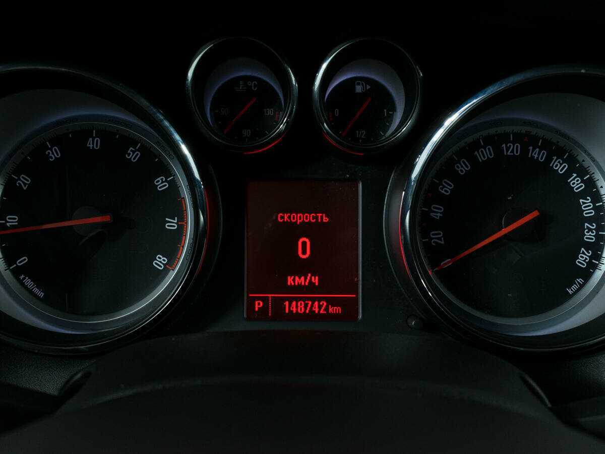 Купить Opel Astra, 2013, 147 856 км.. Фото: #11