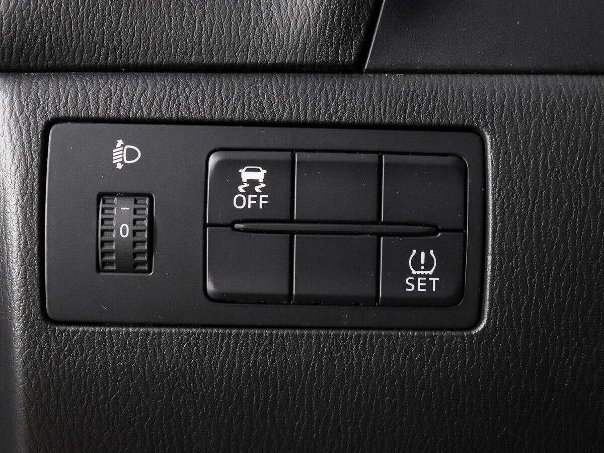 Купить Mazda 3, 2016, 68 180 км.. Фото: #10