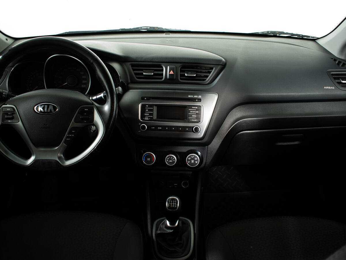 Купить Kia Rio, 2015, 133 135 км.. Фото: #9