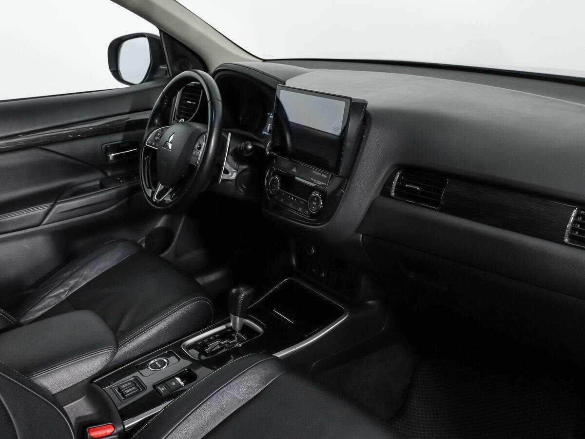 Купить Mitsubishi Outlander, 2017, 142 155 км.. Фото: #11