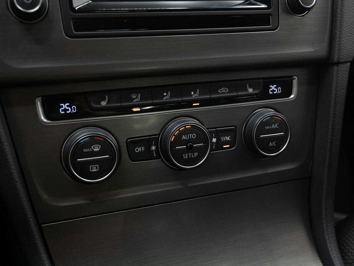 Купить Volkswagen Golf, 2013, 98 712 км.. Фото: #20