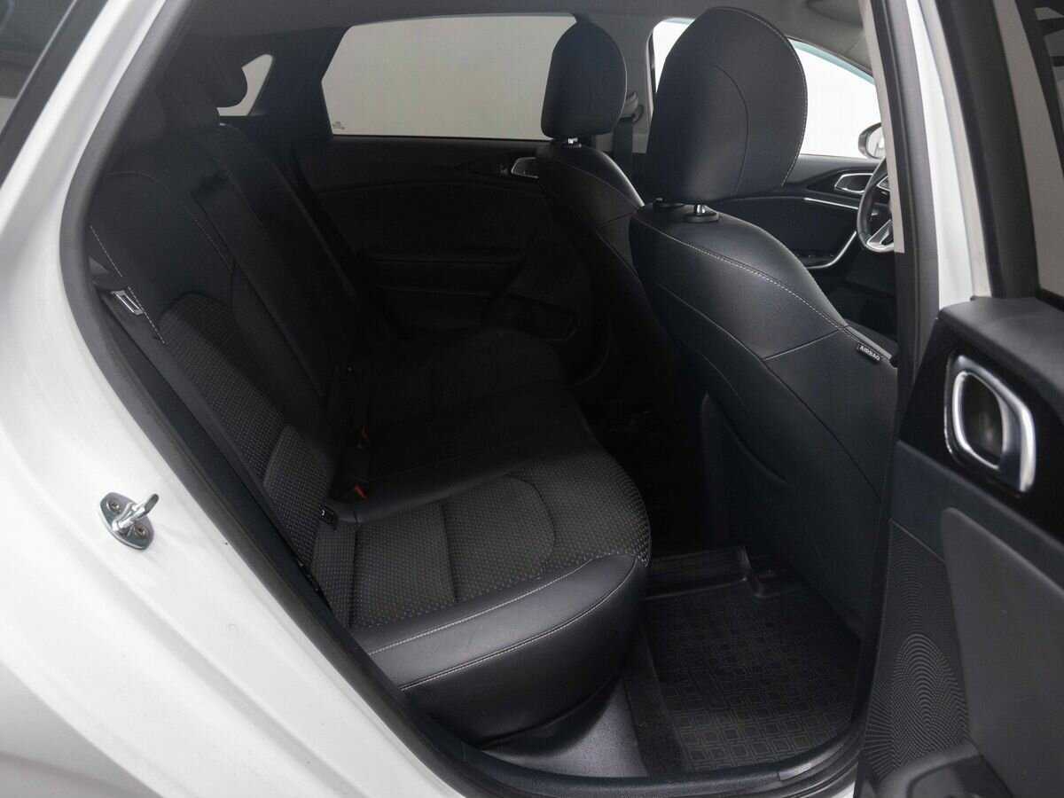 Купить Kia Ceed, 2018, 143 000 км.. Фото: #10