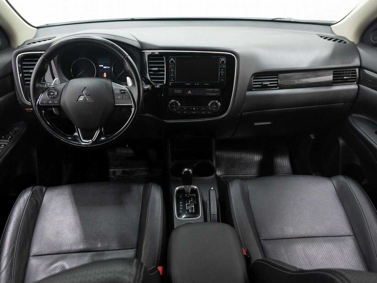 Купить Mitsubishi Outlander, 2016, 176 533 км.. Фото: #14