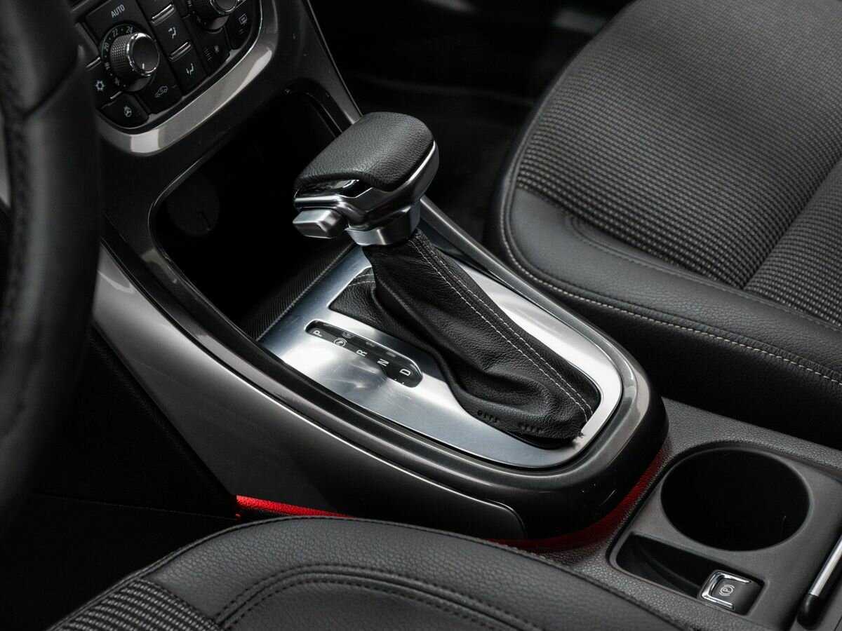 Купить Opel Astra, 2013, 121 000 км.. Фото: #15