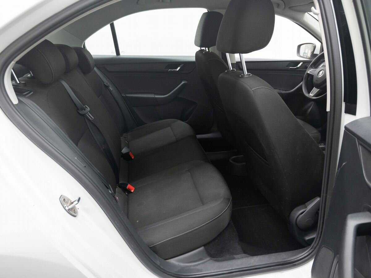 Купить Skoda Rapid, 2015, 189 864 км.. Фото: #9