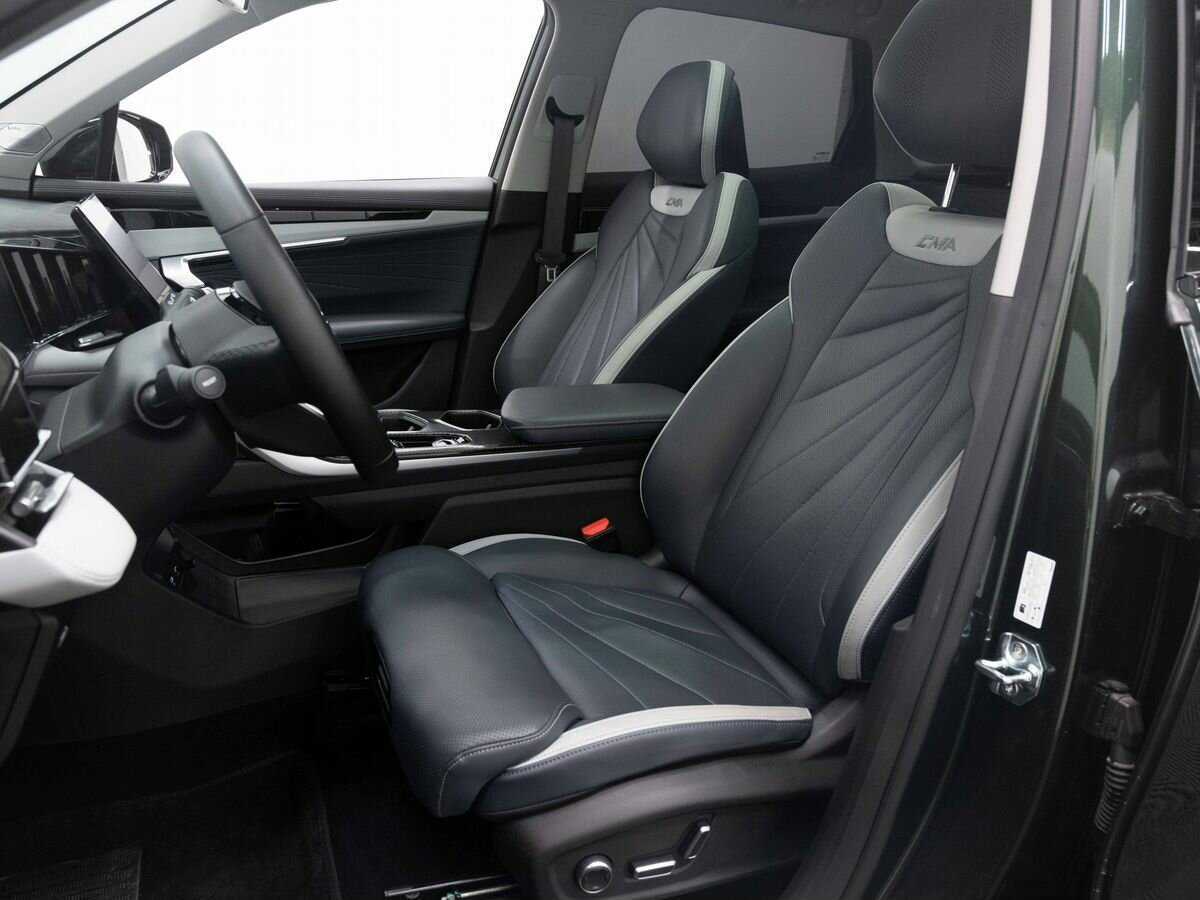 Купить Geely Atlas, 2023, 21 534 км.. Фото: #9