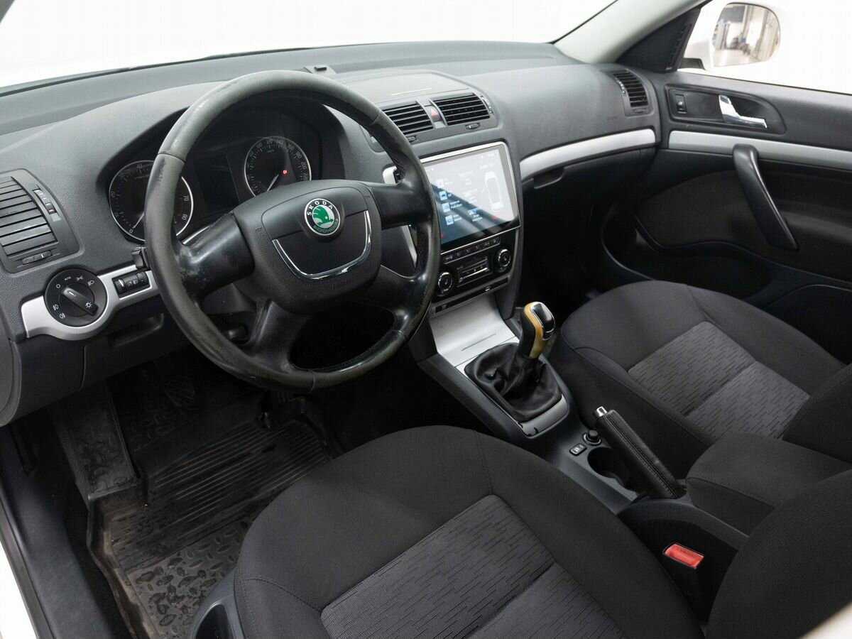 Купить Skoda Octavia, 2012, 194 196 км.. Фото: #6