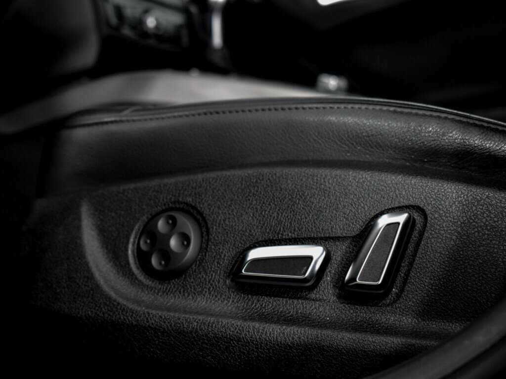 Купить Audi A4, 2013, 22 733 км.. Фото: #9