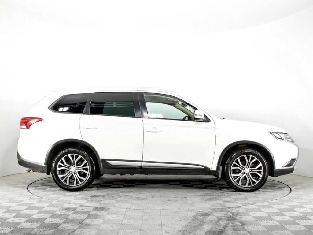 Купить Mitsubishi Outlander, 2017, 175 613 км.. Фото: #3