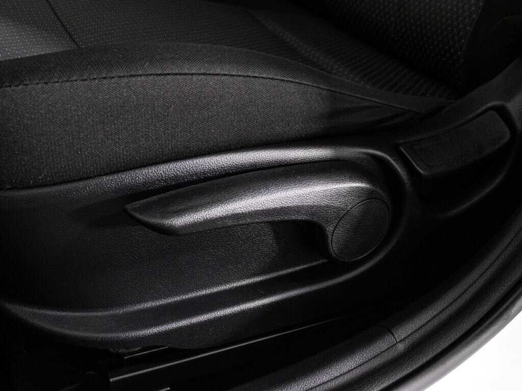 Купить Kia Rio, 2020, 119 129 км.. Фото: #20