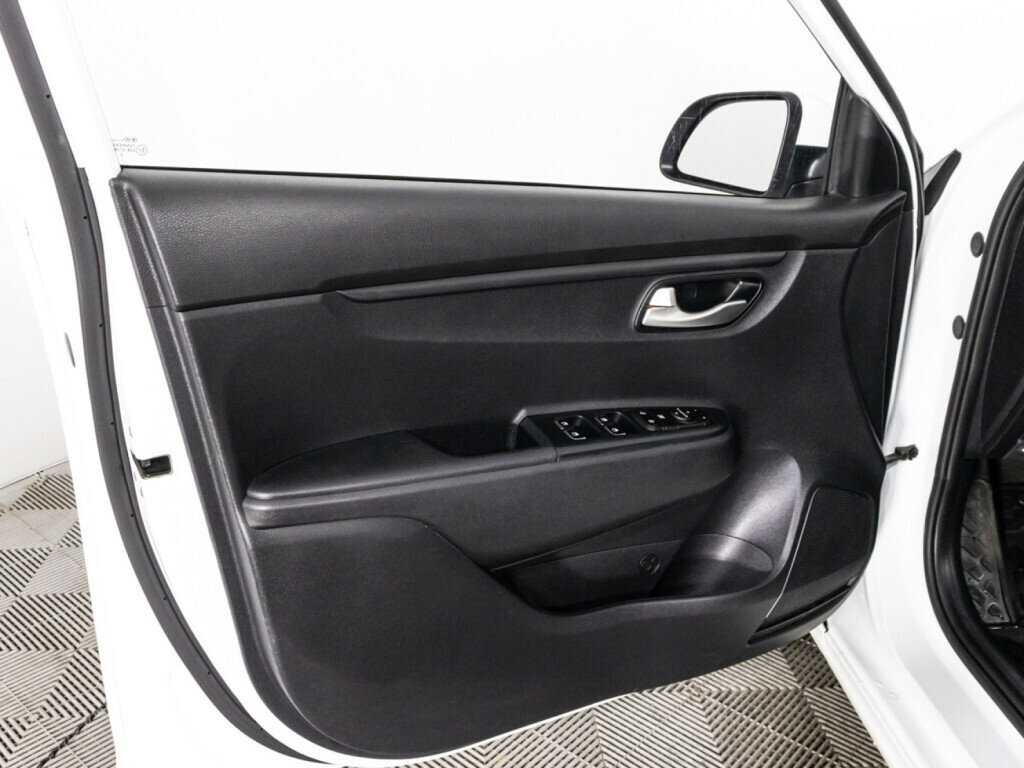 Купить Kia Rio, 2020, 119 129 км.. Фото: #23