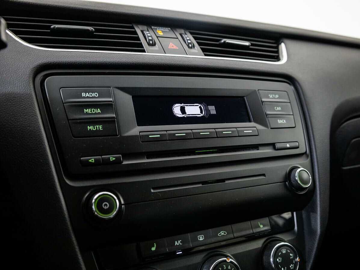 Купить Шкода Октавия, 2014, 103 778 км.. Фото: #14