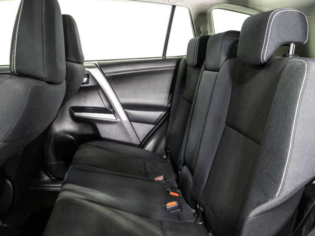 Купить Toyota RAV4, 2016, 96 819 км.. Фото: #9