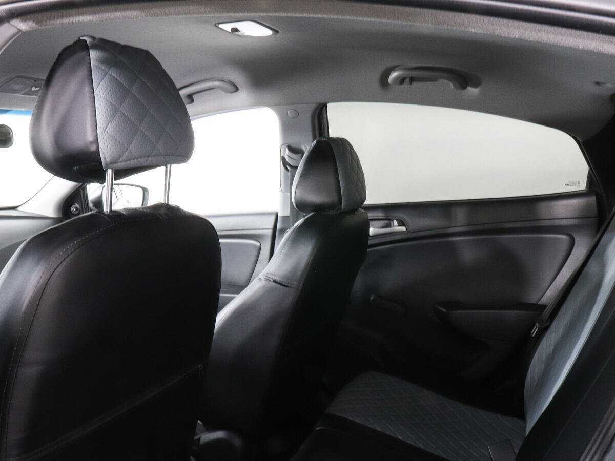 Купить Hyundai Solaris, 2015, 125 988 км.. Фото: #11