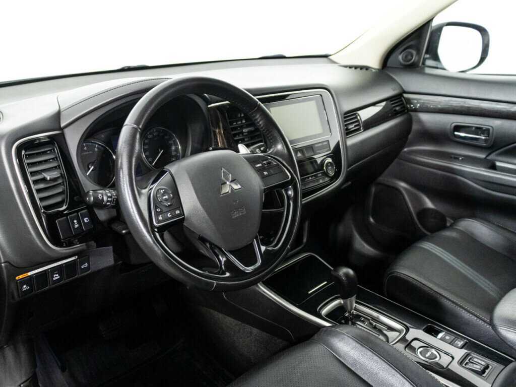 Купить Mitsubishi Outlander, 2018, 93 742 км.. Фото: #10
