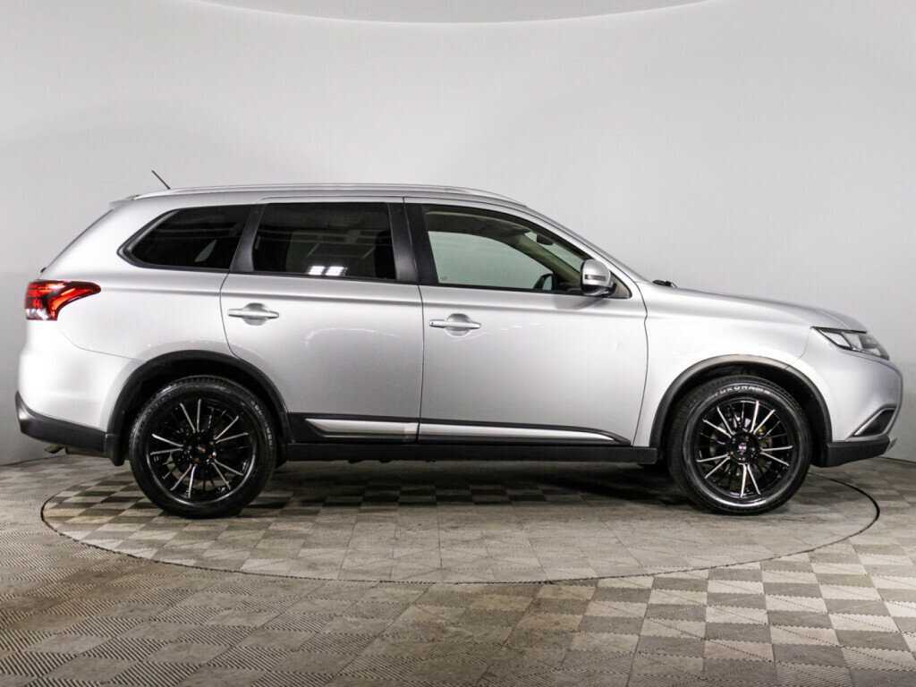 Купить Mitsubishi Outlander, 2016, 65 641 км.. Фото: #3