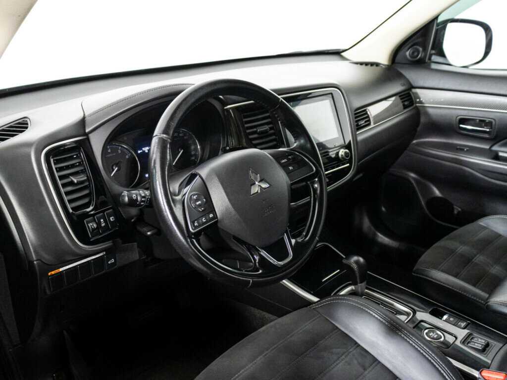 Купить Mitsubishi Outlander, 2021, 64 879 км.. Фото: #10