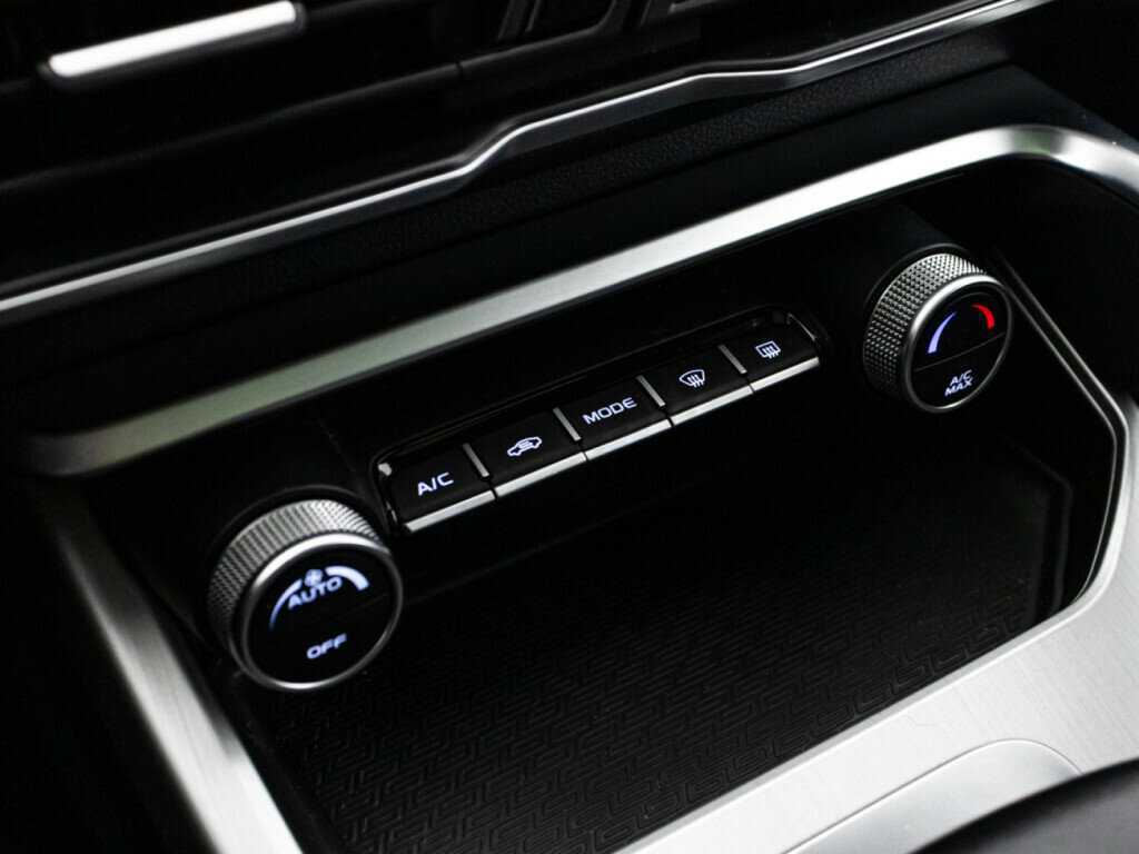 Купить Geely Coolray, 2022, 50 371 км.. Фото: #17