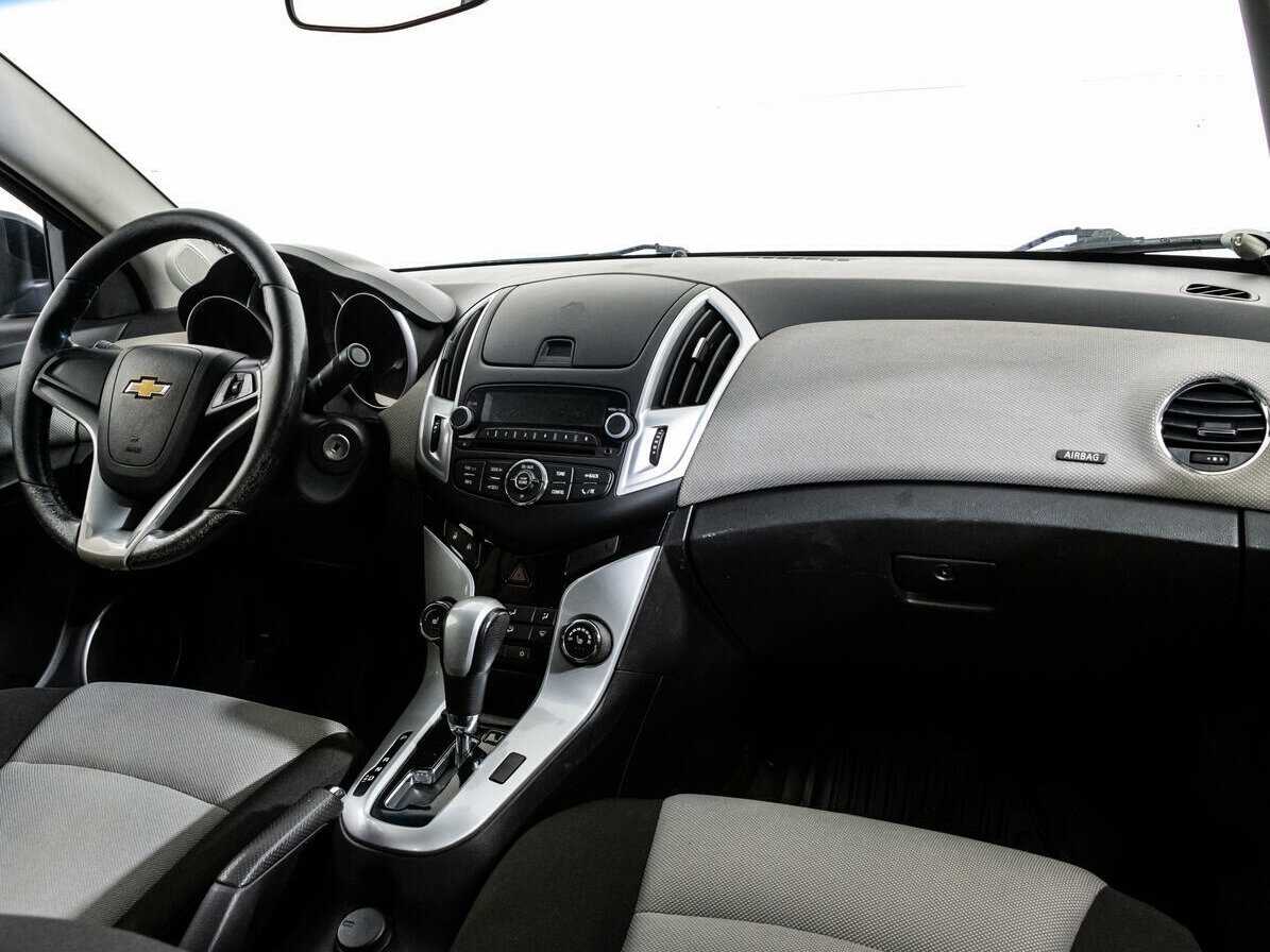 Купить Chevrolet Cruze, 2015, 137 804 км.. Фото: #6