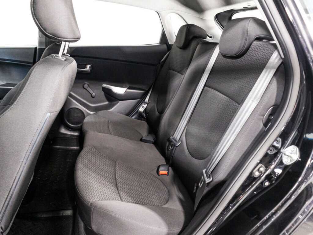 Купить Kia Rio, 2014, 127 258 км.. Фото: #9