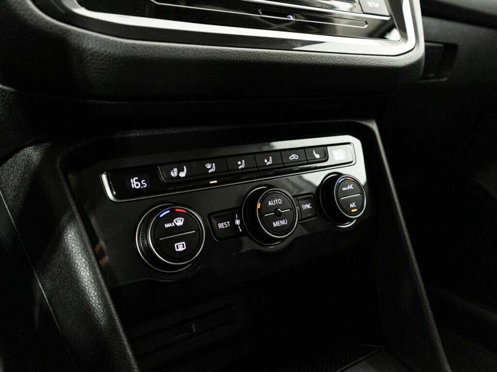 Купить Volkswagen Tiguan, 2018, 79 161 км.. Фото: #14