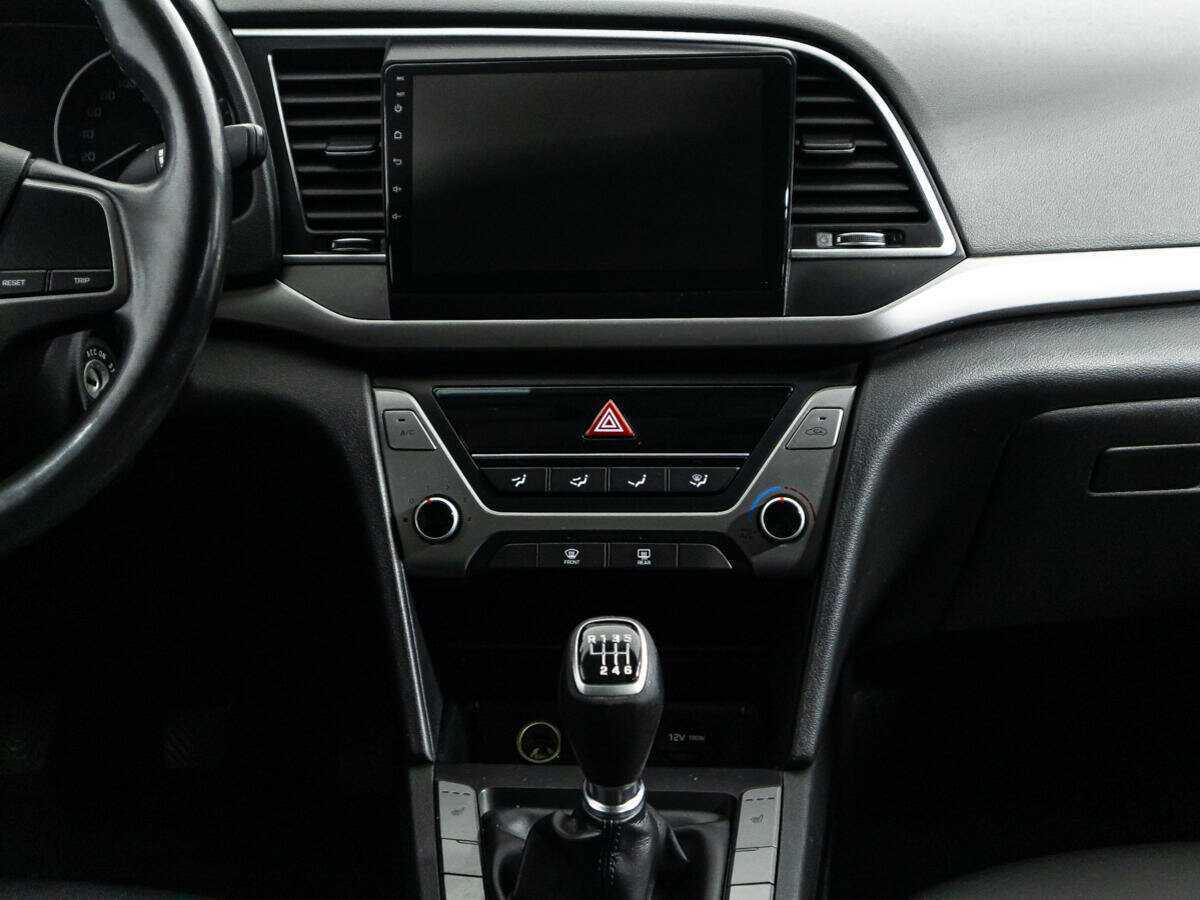 Купить Hyundai Elantra, 2017, 153 266 км.. Фото: #13
