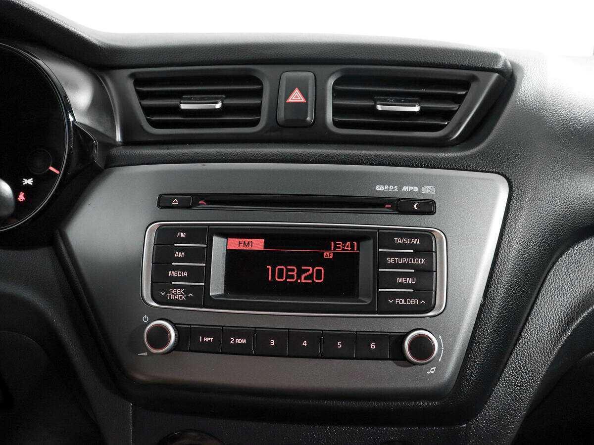 Купить Kia Rio, 2015, 108 938 км.. Фото: #10