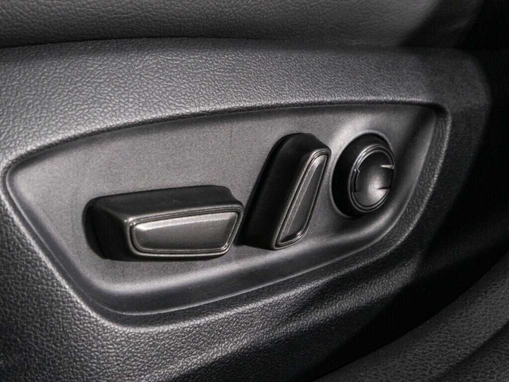 Купить Toyota Camry, 2018, 130 885 км.. Фото: #17