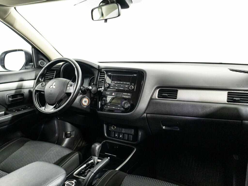 Купить Mitsubishi Outlander, 2018, 141 757 км.. Фото: #8