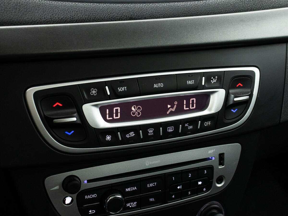 Купить Renault Fluence, 2013, 189 198 км.. Фото: #14