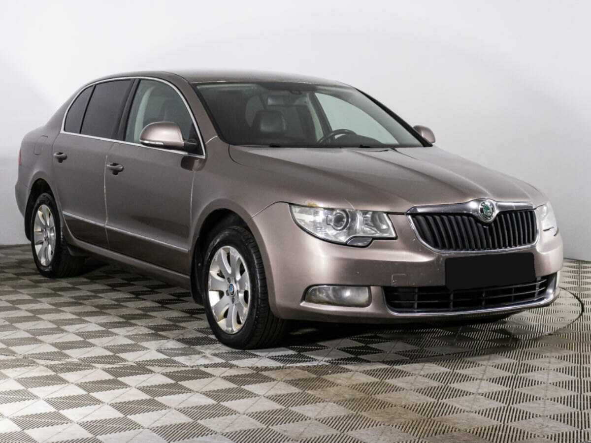 Купить Skoda Superb, 2012, 214 128 км.. Фото: #2