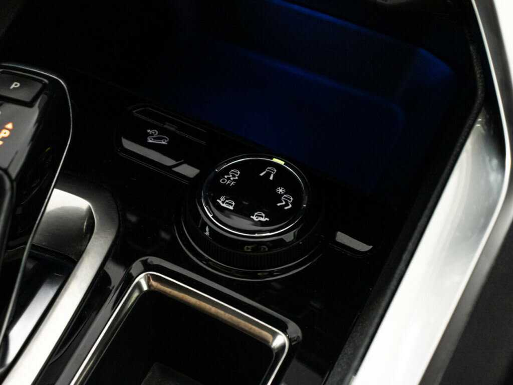 Купить Peugeot 3008, 2017, 86 853 км.. Фото: #20