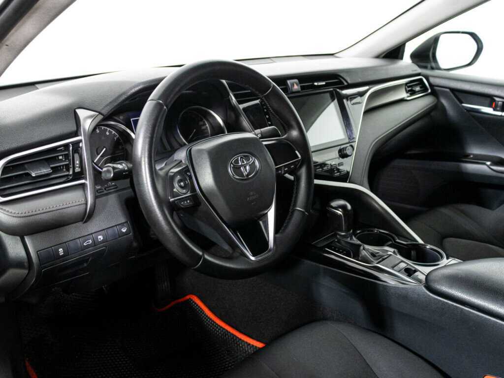 Купить Toyota Camry, 2018, 226 794 км.. Фото: #10